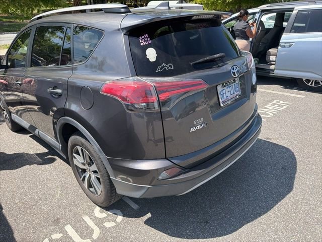 Used 2017 Toyota RAV4 XLE FWD image 5