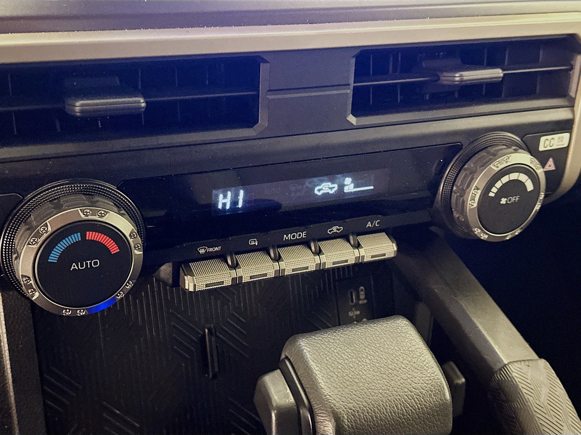 Used 2025 Toyota Tacoma TRD Off-Road image 24