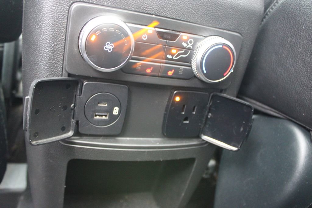 Used 2021 Ford Explorer Limited w/ Equipment Group 301A image 39