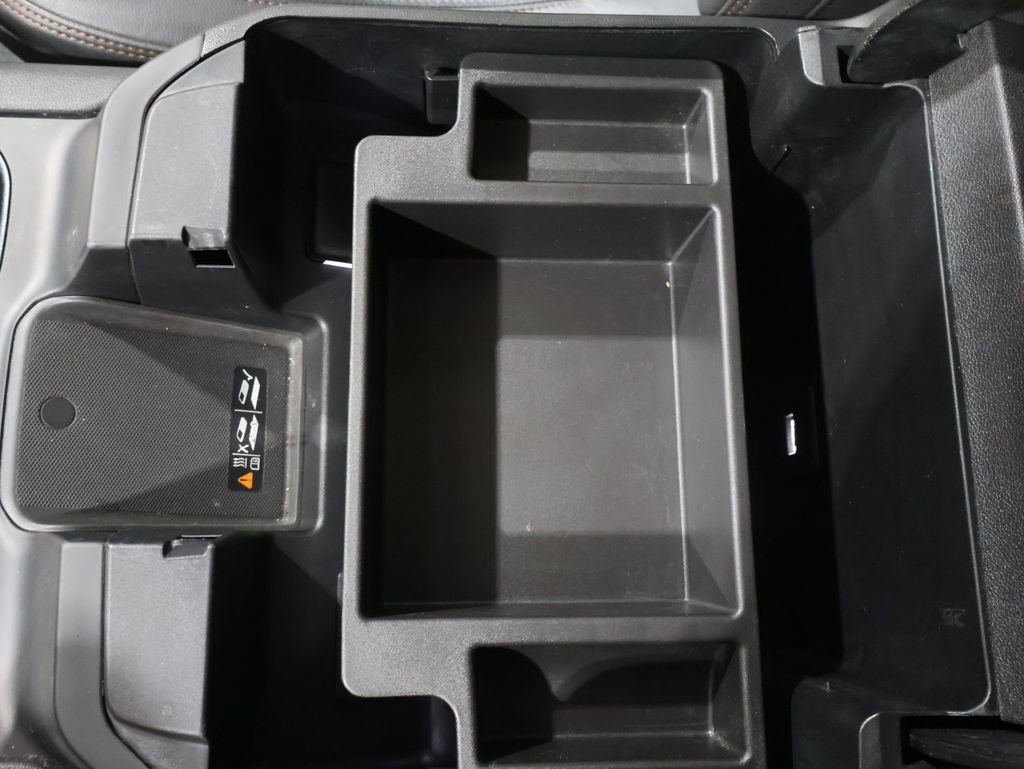 Used 2024 GMC Sierra 1500 AT4 w/ Technology Package image 35