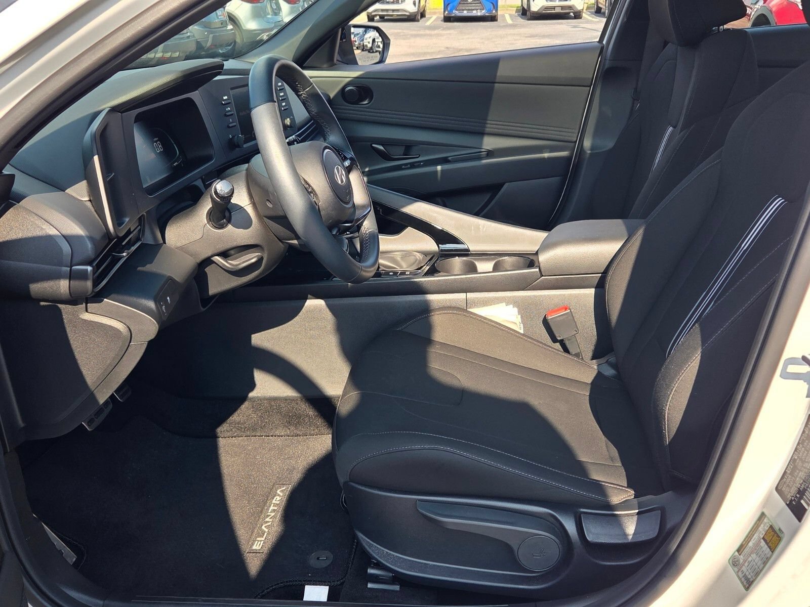 Certified 2026 Hyundai Elantra SEL Sport Premium w/ Cargo Package FWD image 5