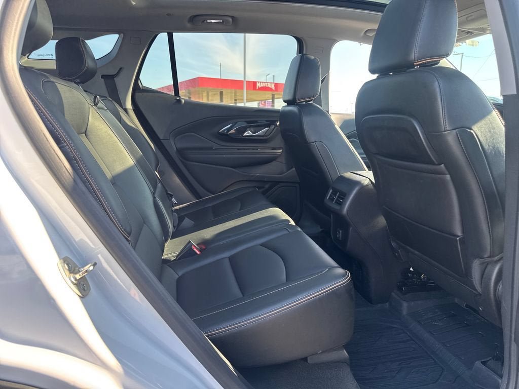 Used 2024 GMC Terrain AT4 w/ Infotainment Package II AWD/4WD image 13