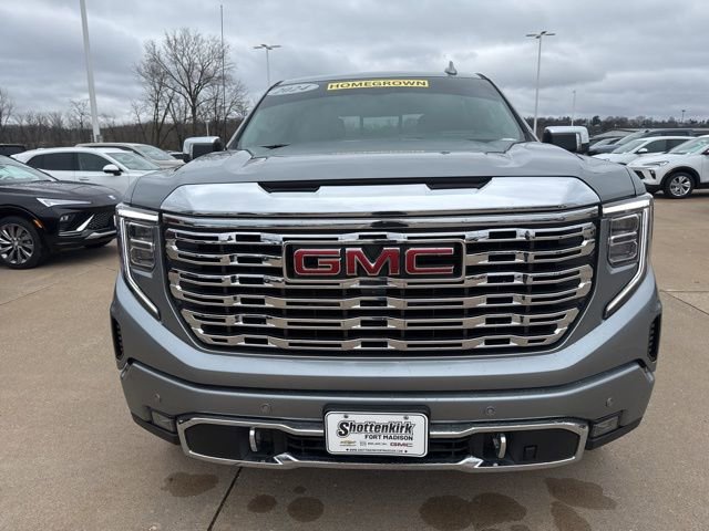 Used 2024 GMC Sierra 1500 Denali w/ Denali Reserve Package AWD/4WD image 11