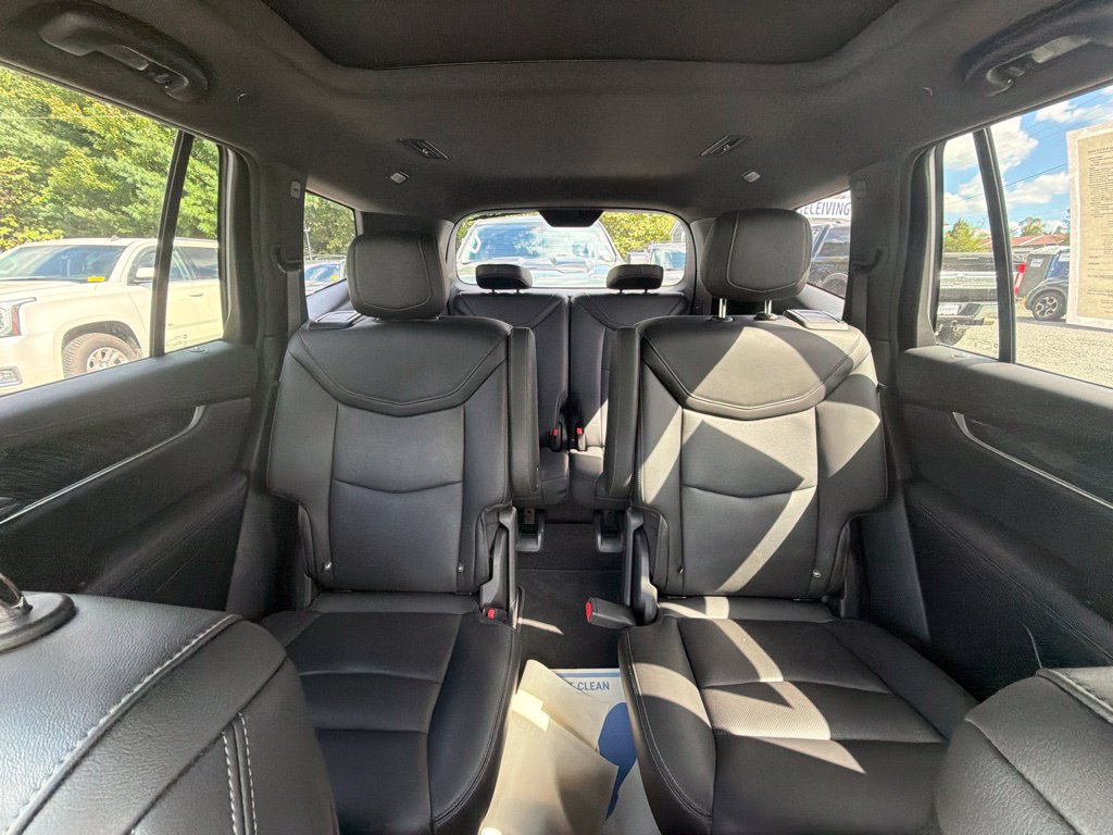 Used 2024 Cadillac XT6 Premium Luxury w/ Technology Package AWD/4WD image 15