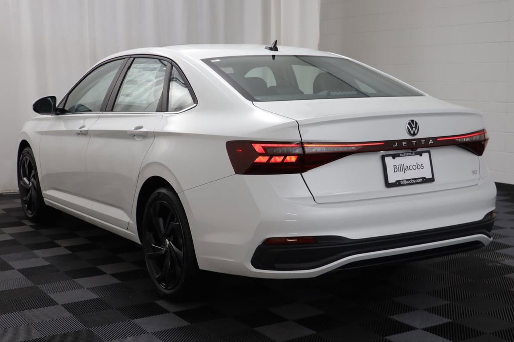 New 2026 Volkswagen Jetta SE FWD image 15