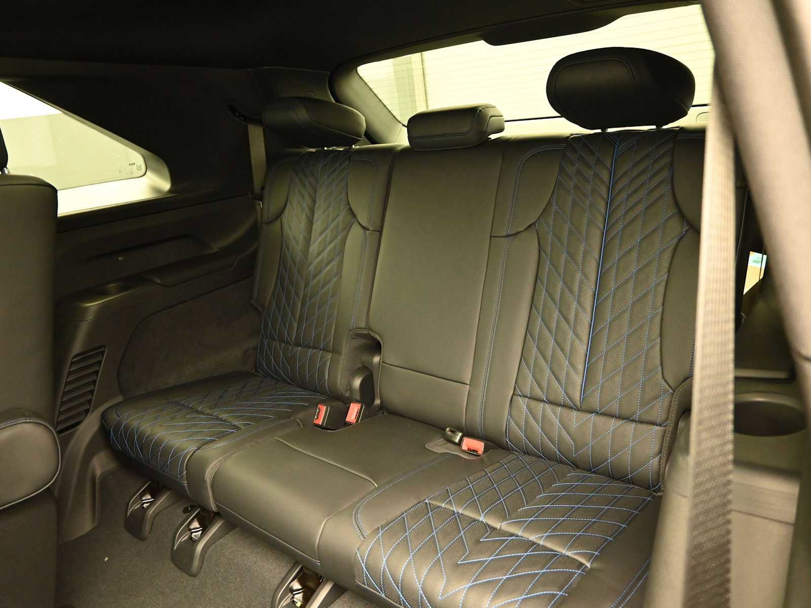 New 2025 Cadillac Escalade IQ Sport 1 w/ Smart Trailering package AWD/4WD image 24