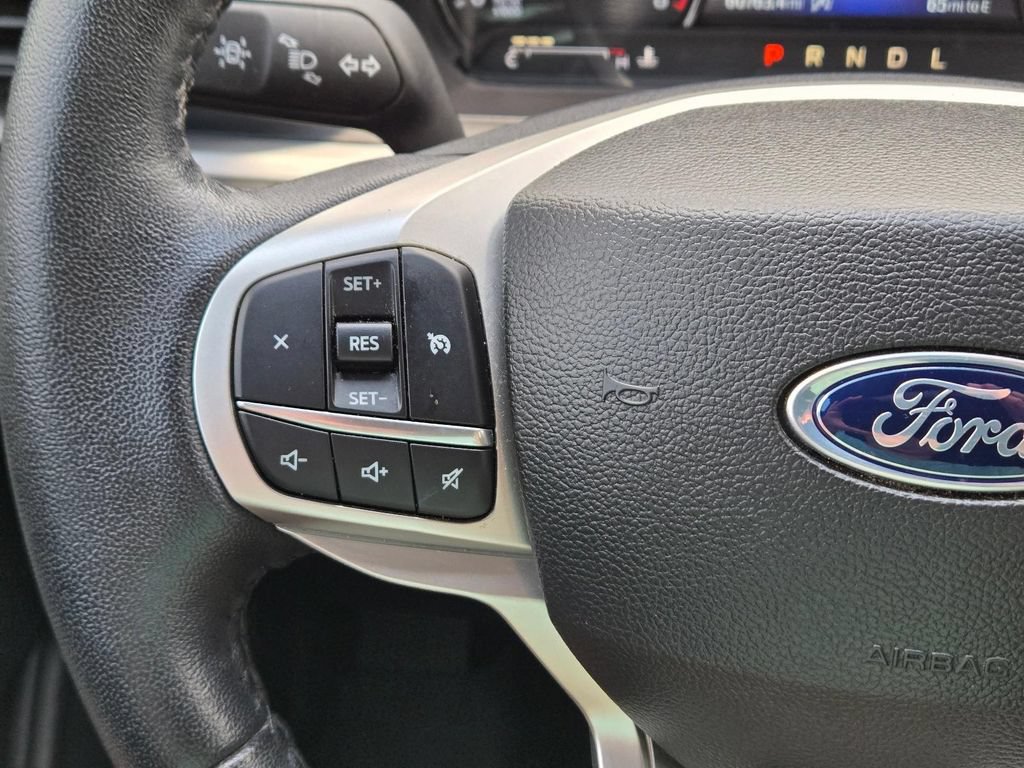 Used 2023 Ford Explorer XLT RWD image 23