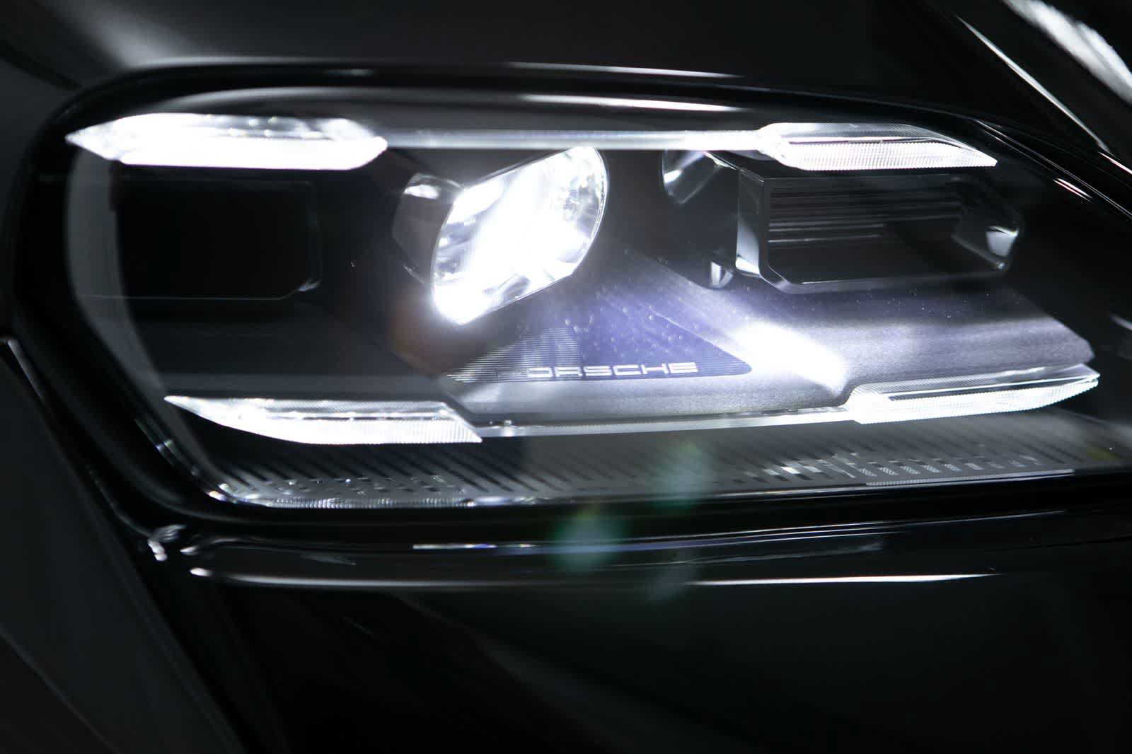 New 2026 Porsche Taycan AWD/4WD image 16