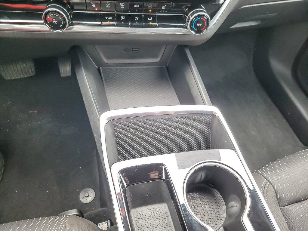 Certified 2025 Chevrolet Equinox LT w/ Safety and Technology Package image 15