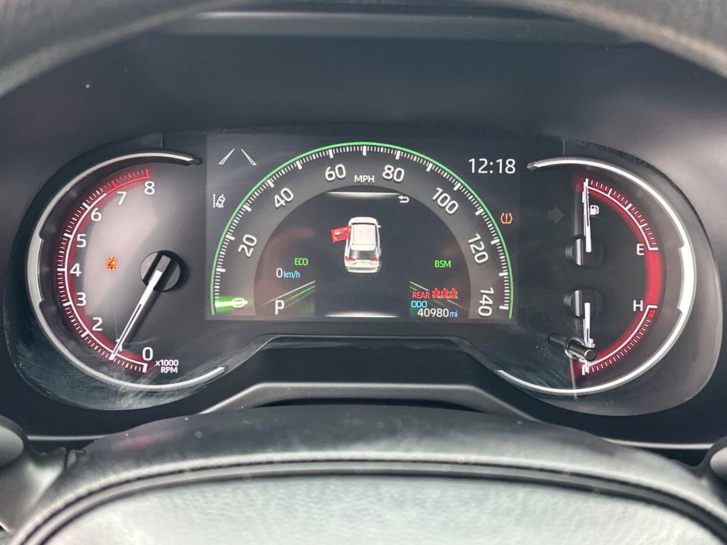 Used 2024 Toyota RAV4 XLE image 21