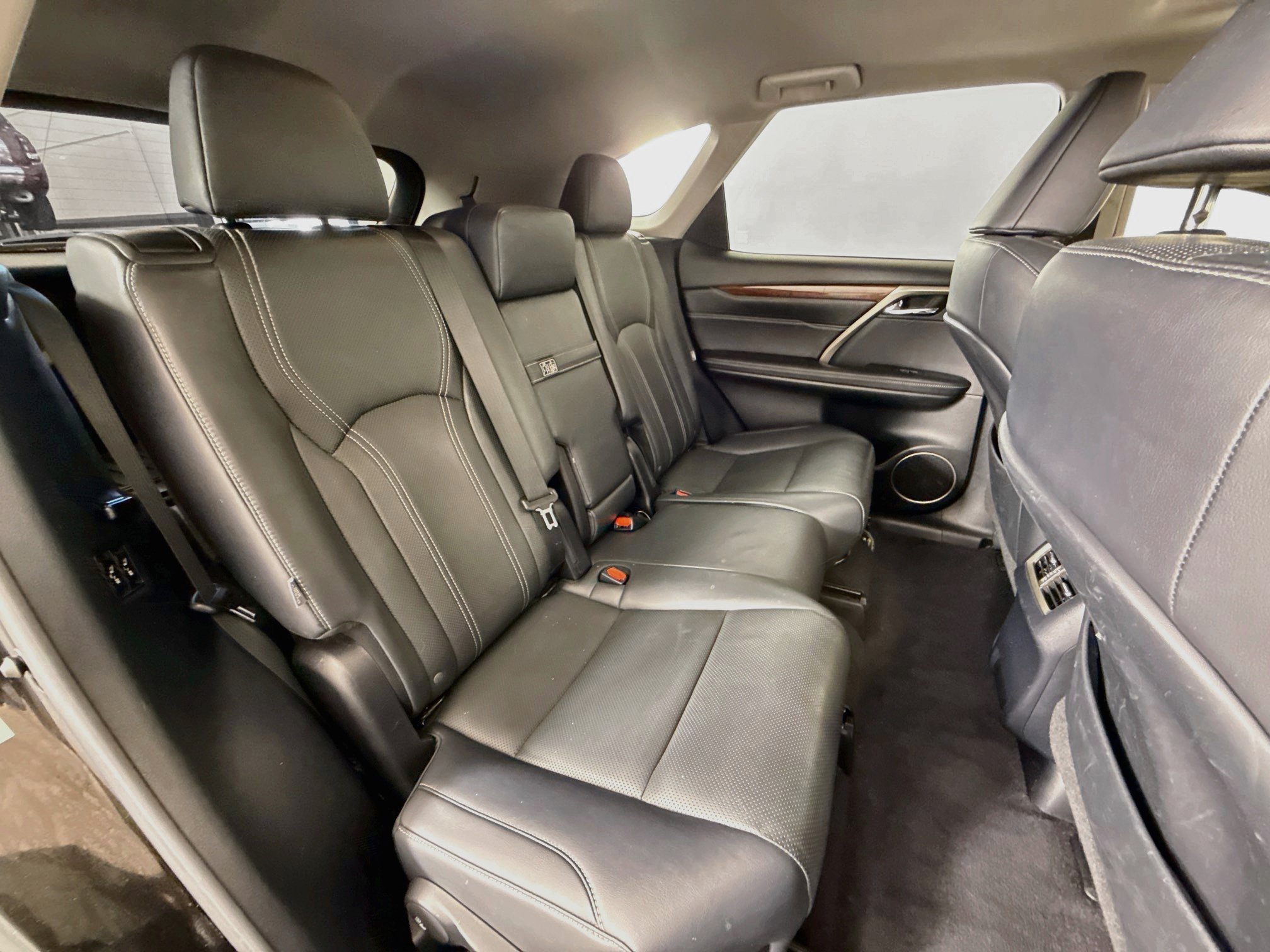 Used 2019 Lexus RX 350L AWD image 26