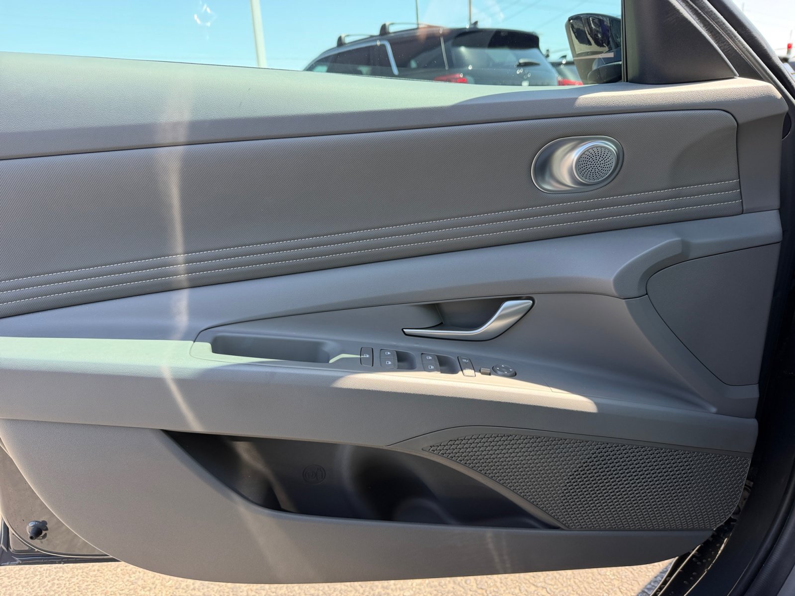 Certified 2025 Hyundai Elantra Sport FWD image 14