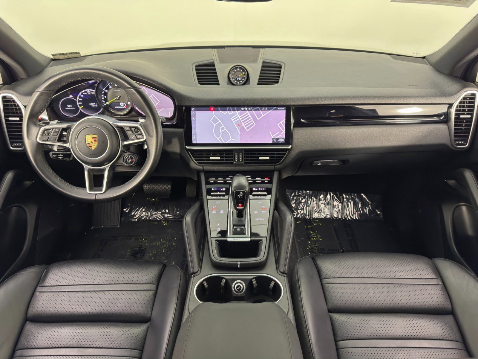 Used 2020 Porsche Cayenne E-Hybrid w/ Premium Package image 13