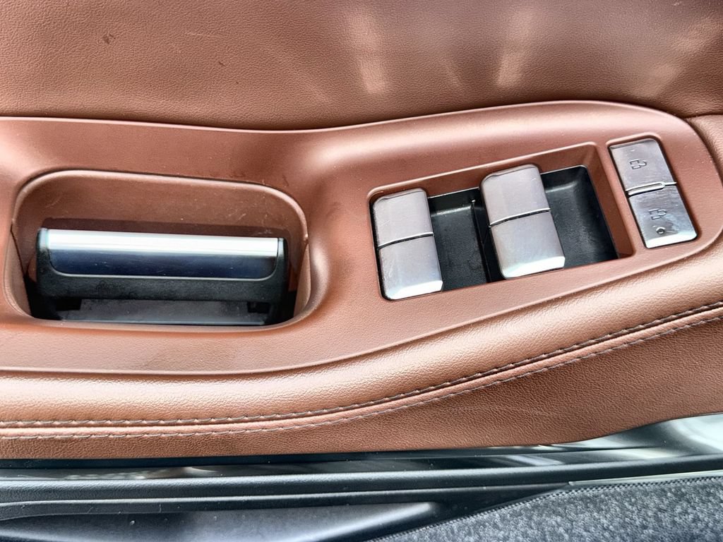 Certified 2025 Lincoln Navigator Reserve AWD/4WD image 15