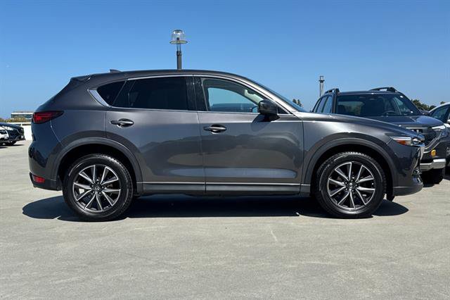 Used 2017 MAZDA CX-5 Grand Touring w/ Premium Package FWD image 2