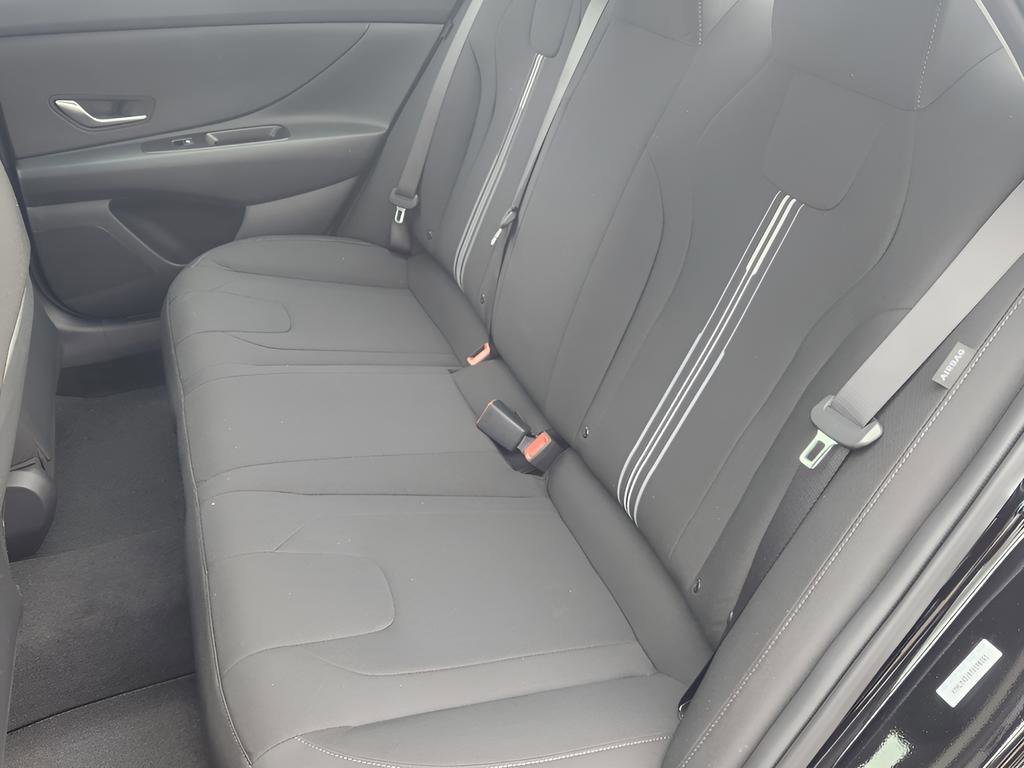 New 2026 Hyundai Elantra Blue image 11