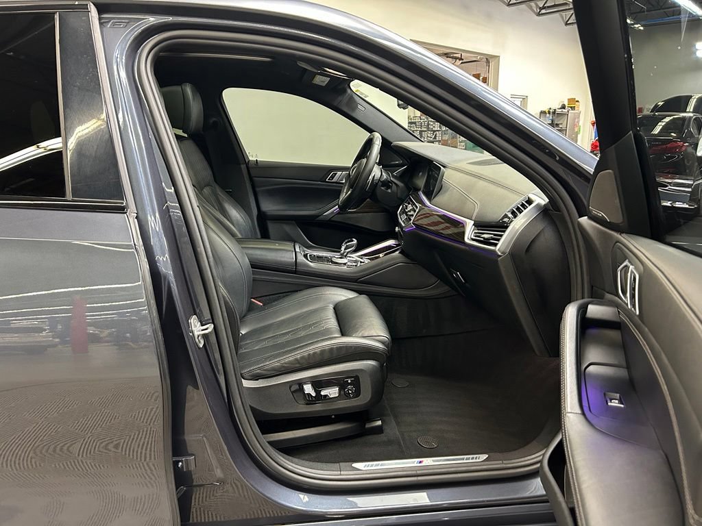 Used 2020 BMW X6 sDrive40i w/ M Sport Package RWD image 11