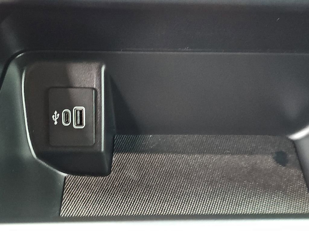 Used 2025 Ford F150 STX image 25