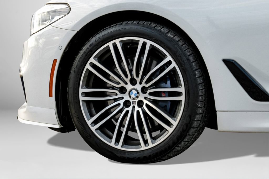 Used 2018 BMW 540i xDrive w/ M Sport Package image 75