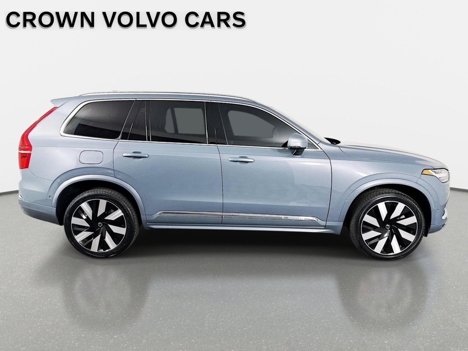 Used 2023 Volvo XC90 T8 Ultimate w/ Lounge Package AWD/4WD image 4