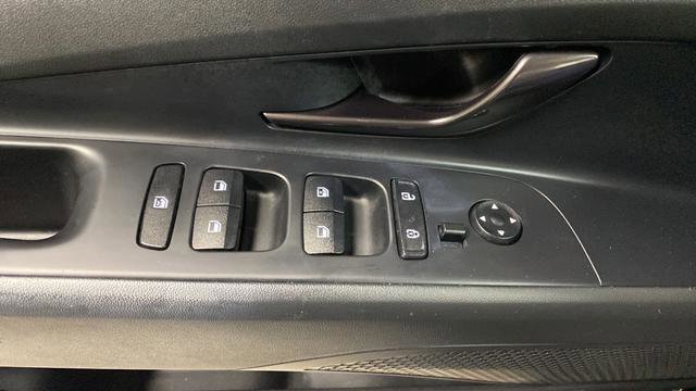 Certified 2023 Hyundai Elantra N Line FWD image 22