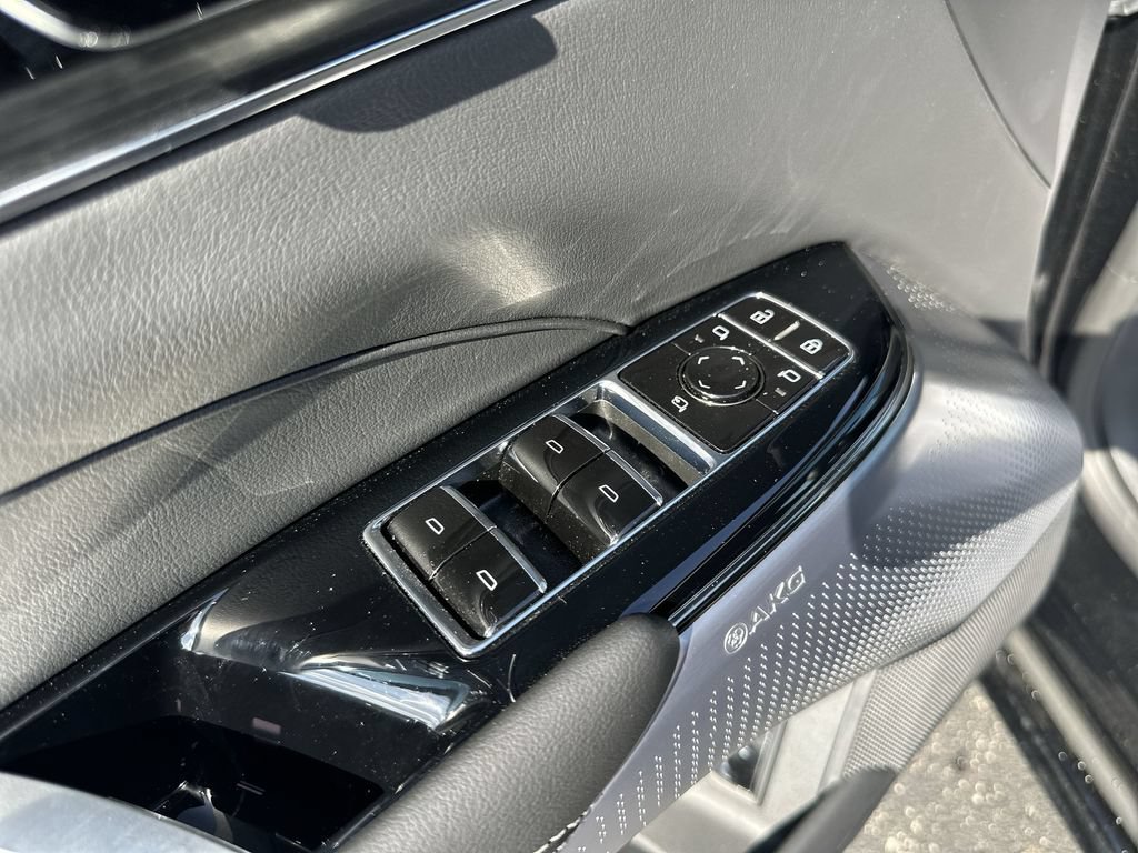 New 2026 Cadillac Lyriq V AWD/4WD image 19