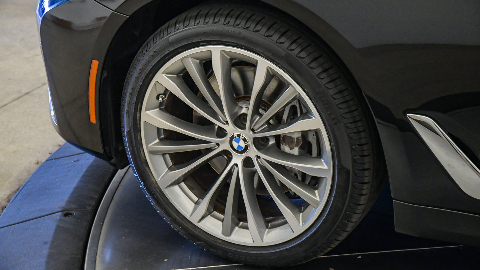 Certified 2023 BMW 540i w/ Premium Package RWD image 10
