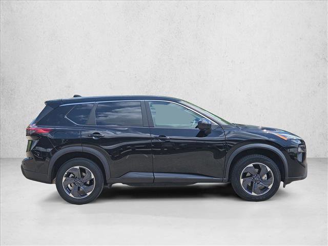 Used 2025 Nissan Rogue SV FWD video 4