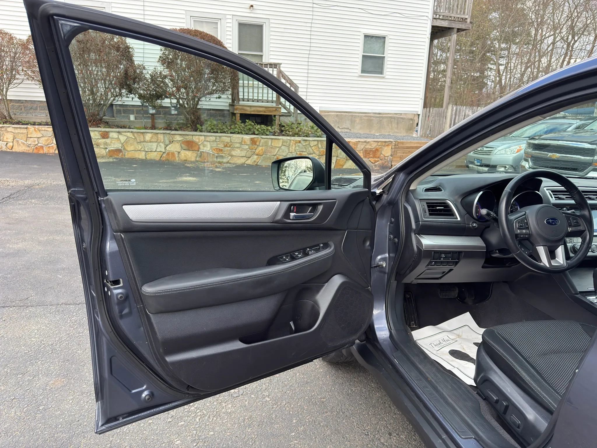 Used 2016 Subaru Outback 2.5i Premium image 15