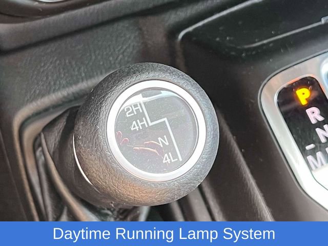 Used 2022 Jeep Gladiator Sport image 31