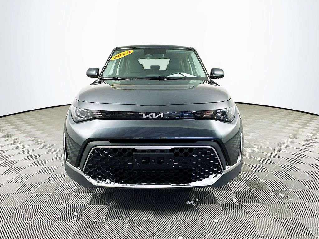 Used 2024 Kia Soul LX w/ Option Group 015 image 4