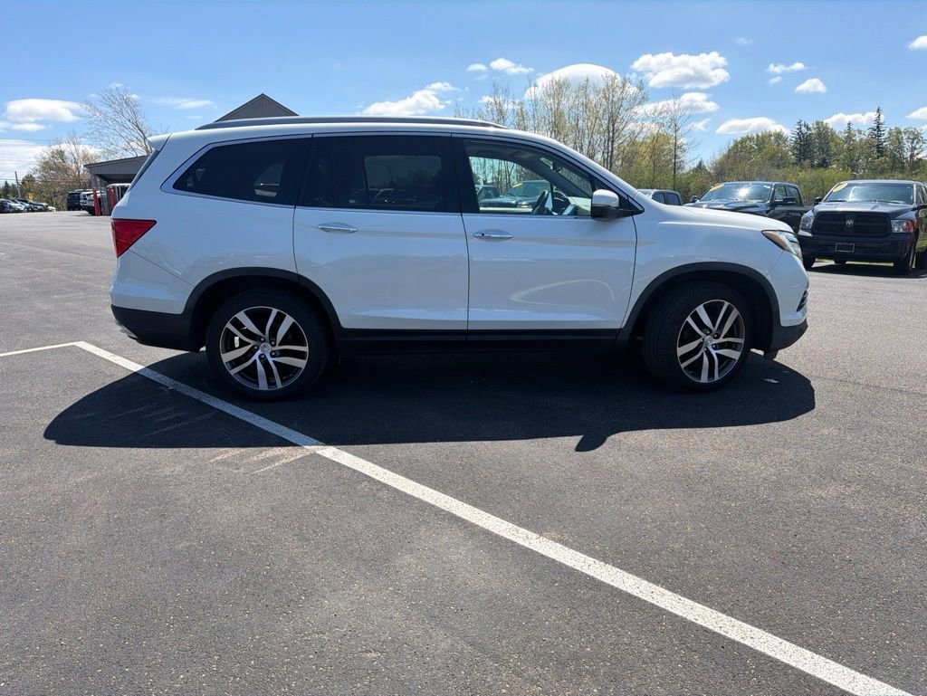 Used 2016 Honda Pilot Elite image 8