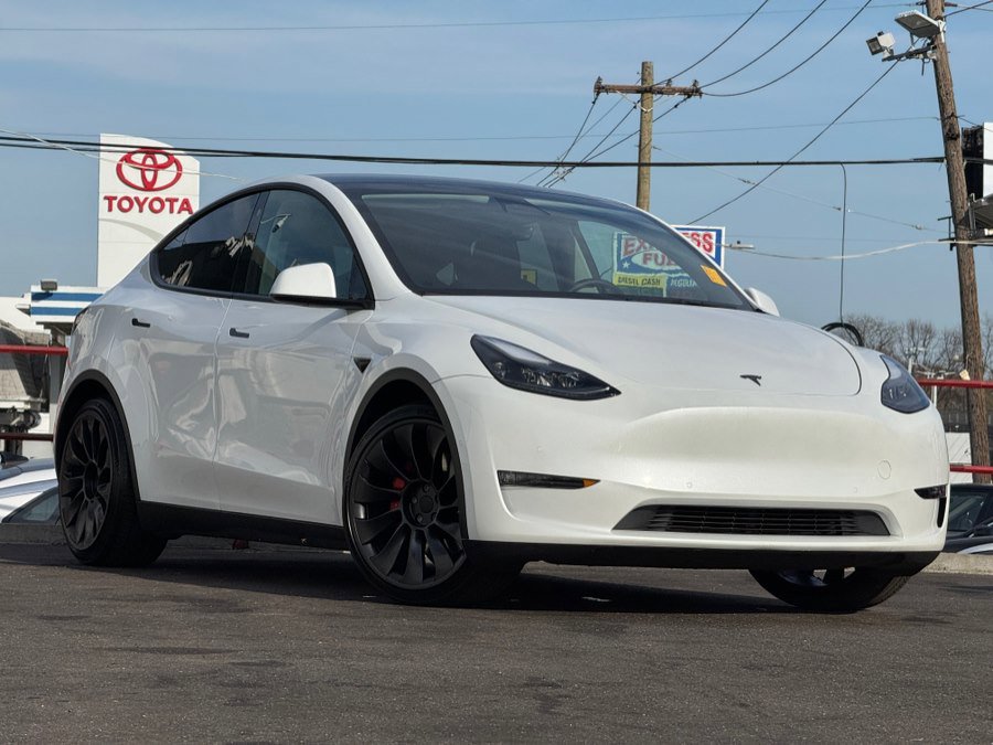 Used 2022 Tesla Model Y Performance image 3
