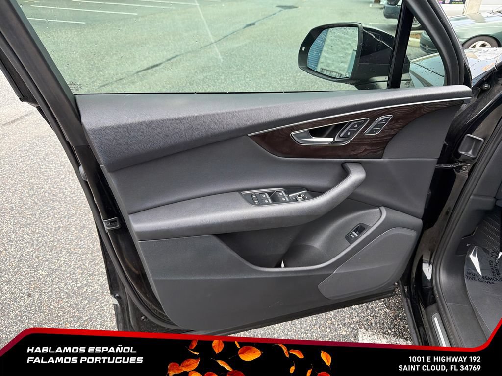 Used 2021 Audi Q7 2.0T Premium w/ Convenience Package AWD/4WD image 12