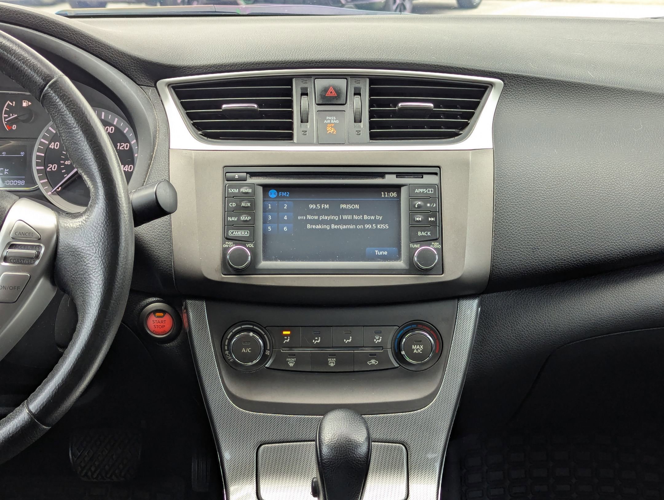 Used 2014 Nissan Sentra SR w/ Premium Package image 18