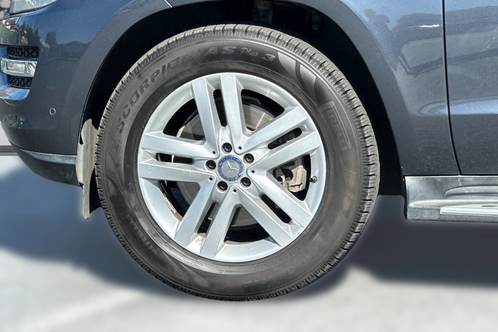 Used 2016 Mercedes-Benz GL 450 4MATIC image 12