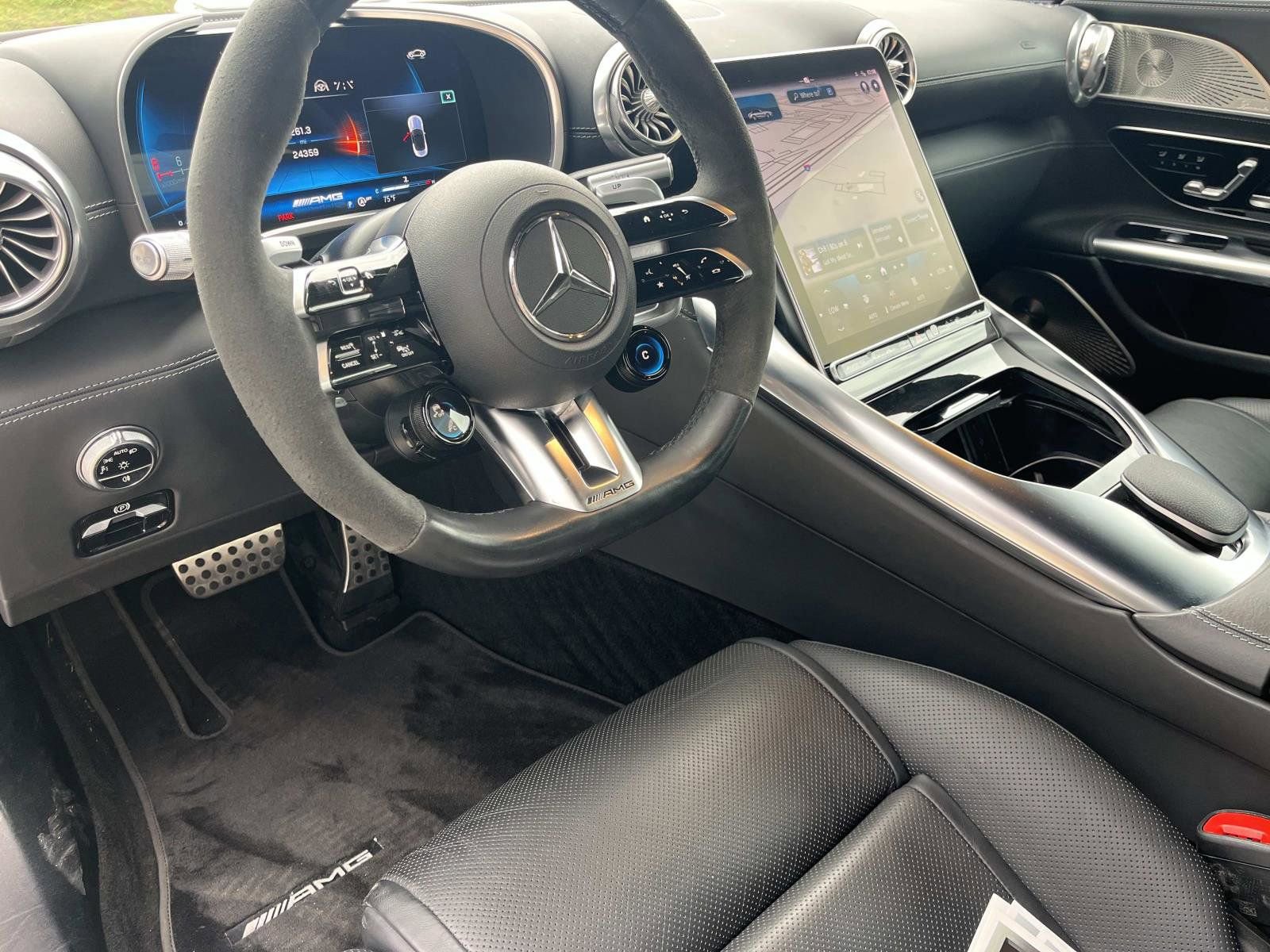 Certified 2022 Mercedes-Benz SL 63 AMG 4MATIC image 17