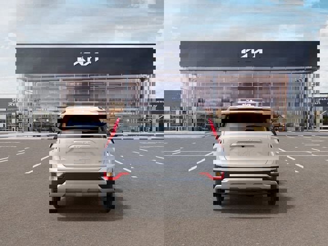 Certified 2025 Kia Niro LX image 5