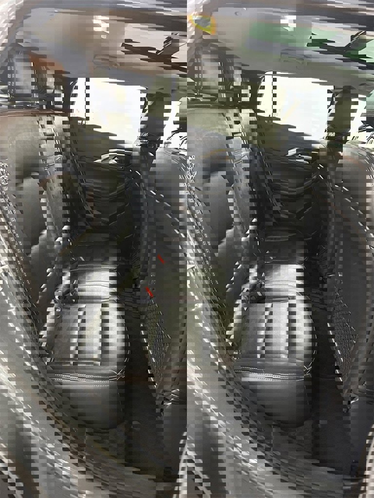 Used 2017 INFINITI QX30 Premium w/ Navigation Package image 32