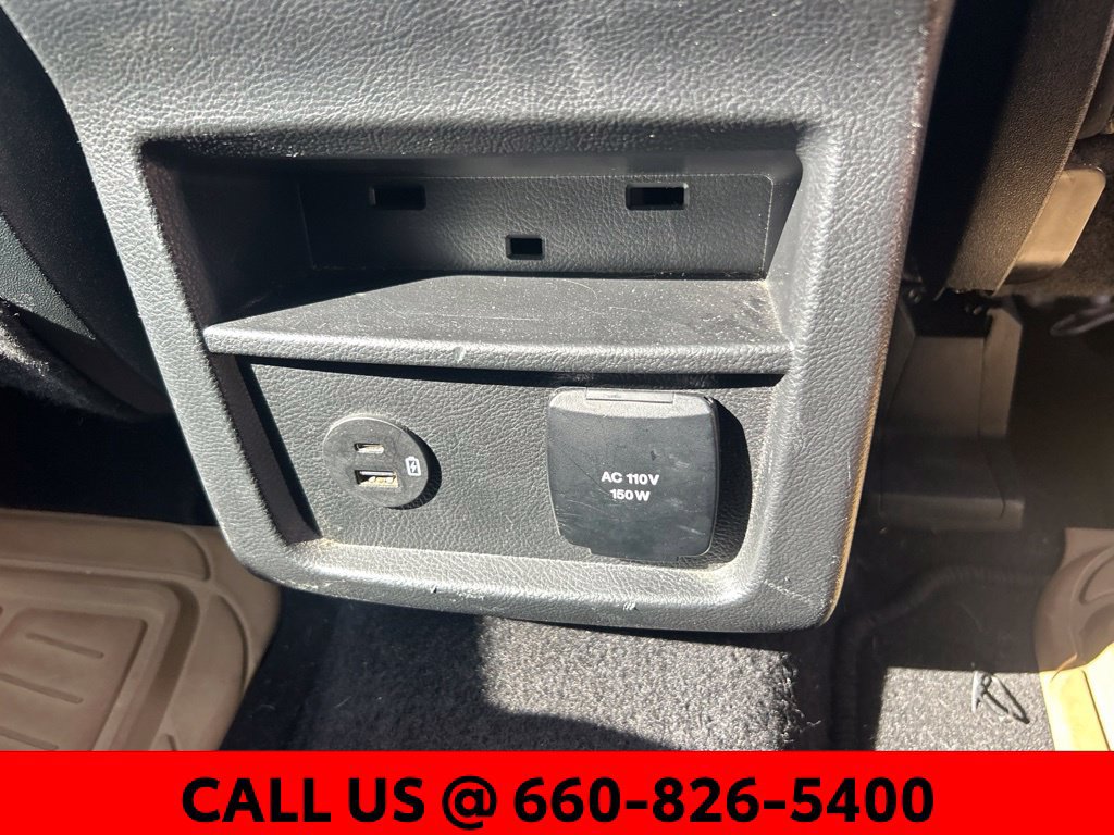 Used 2022 Ford Edge Titanium AWD/4WD image 9