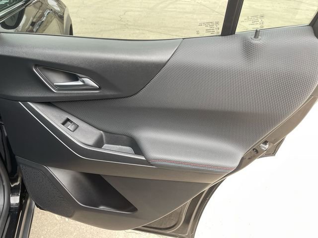 Used 2025 Chevrolet Equinox RS w/ Convenience Package III image 14