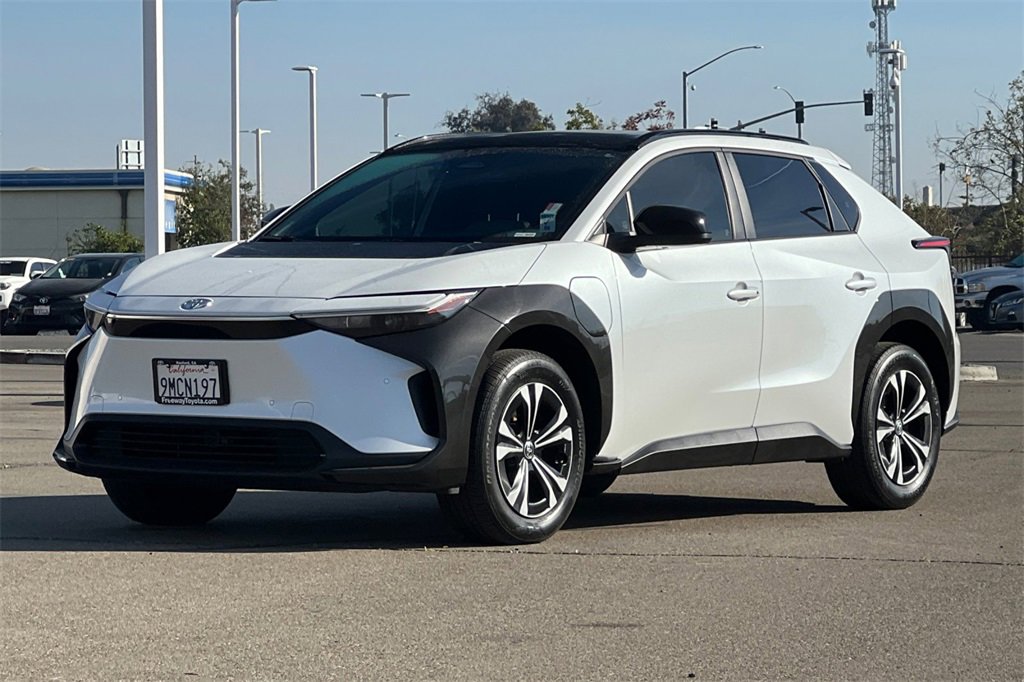 Used 2024 Toyota bZ4X XLE image 10