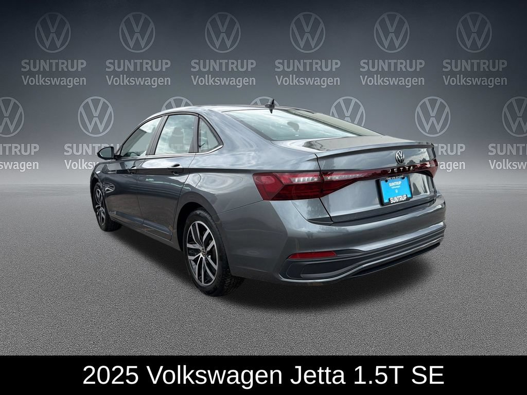 Used 2025 Volkswagen Jetta SE w/ Sunroof Package FWD image 3