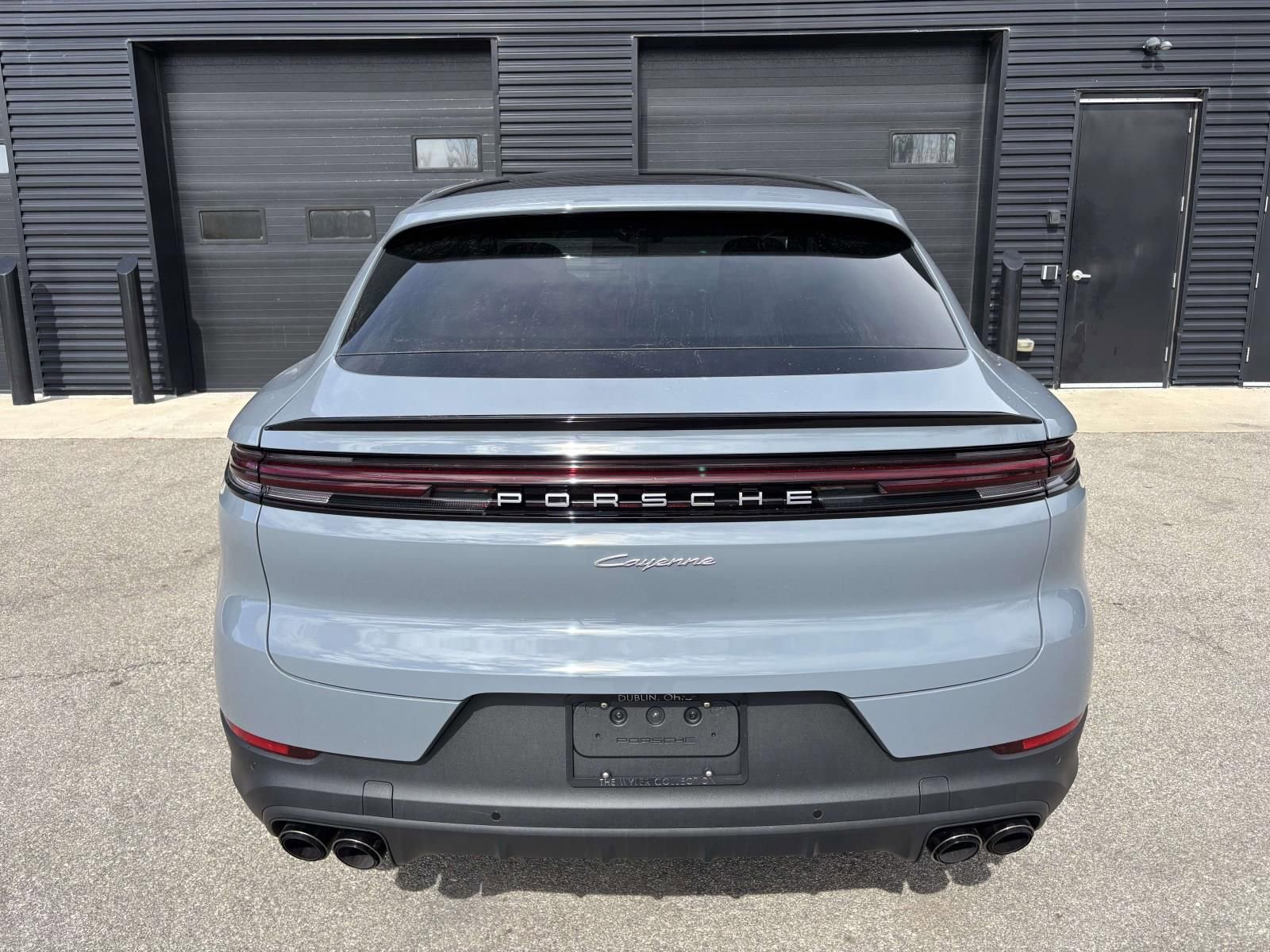 New 2026 Porsche Cayenne Coupe image 9