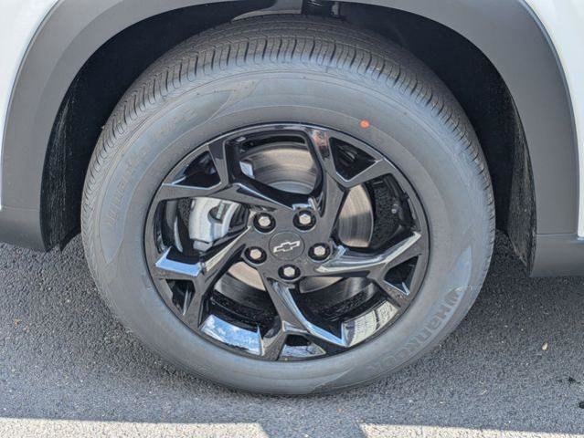 New 2026 Chevrolet Trax LT w/ Driver Confidence Package FWD image 30