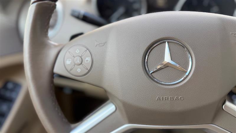 Used 2011 Mercedes-Benz ML 350 4MATIC image 28
