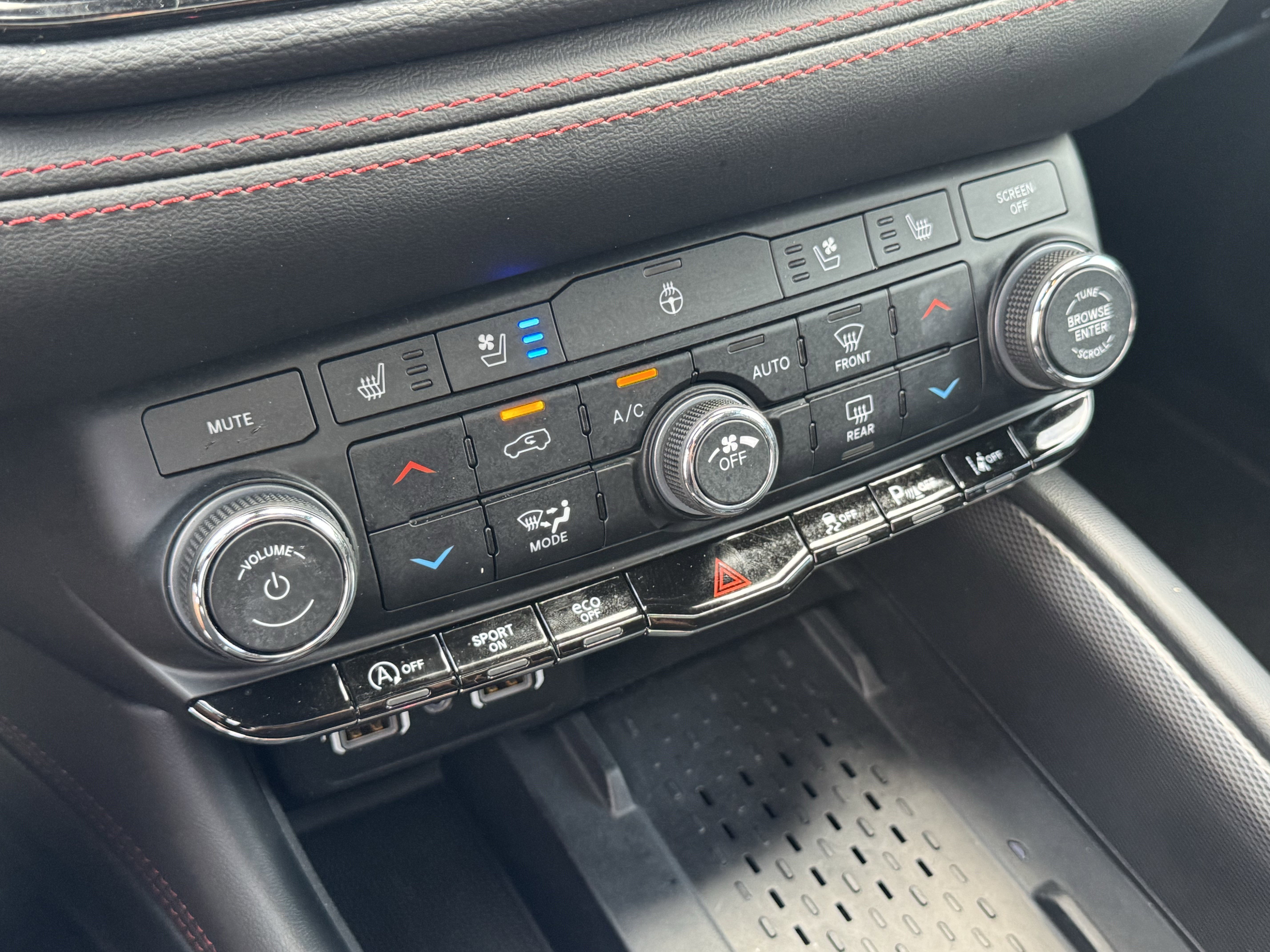 Used 2026 Dodge Durango GT AWD/4WD image 23