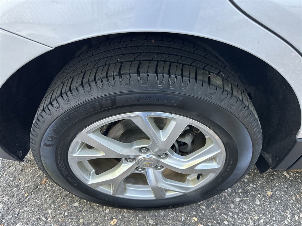 Used 2018 Chevrolet Equinox LT image 27