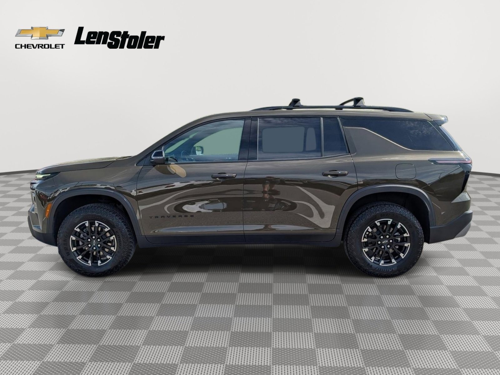 Used 2025 Chevrolet Traverse Z71 w/ LPO, Floor Liner Package AWD/4WD image 2