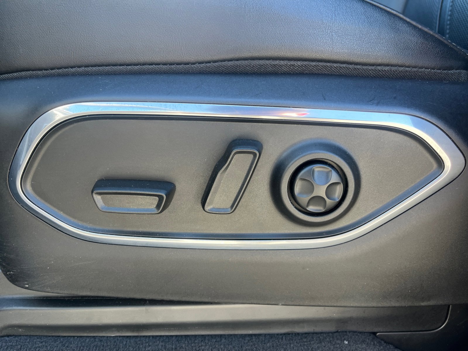 Used 2022 Jeep Wagoneer Series II image 13